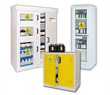 Ensemble d'armoires de sécurité Trionyx pour les laboratoires et mises en sécurité des produits chimique